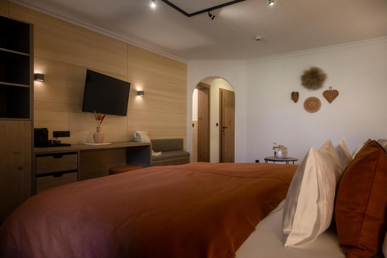 Boutique Hotel Mandarfnerhof Sankt Leonhard im Pitztal Eksteriør bilde